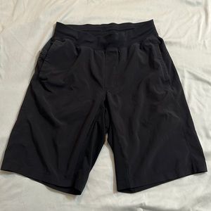 Brand new pair of men’s lululemon shorts